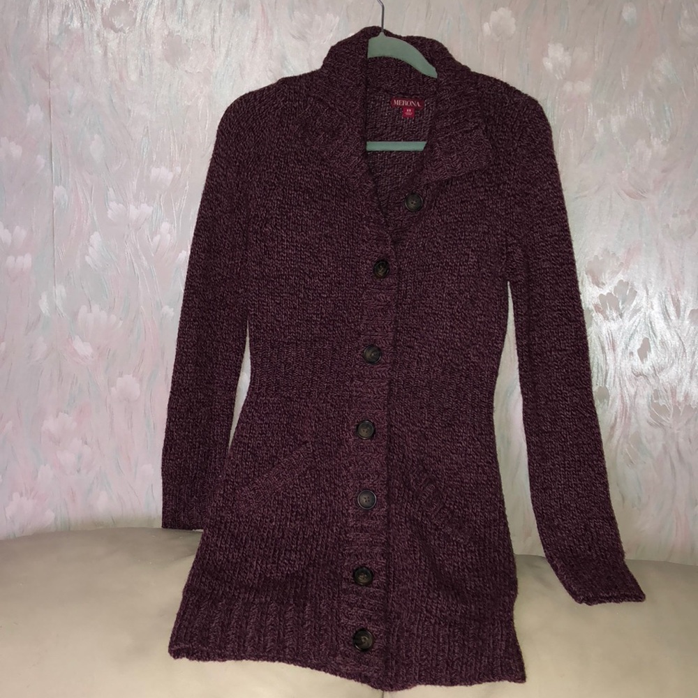 Knee-length button-down cardigan